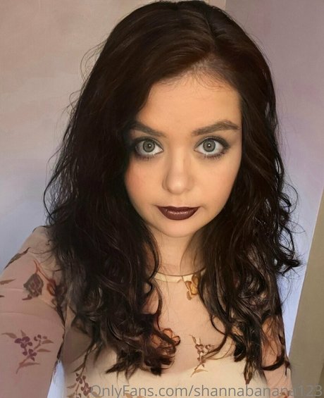 shannabanana123 onlyfans ass