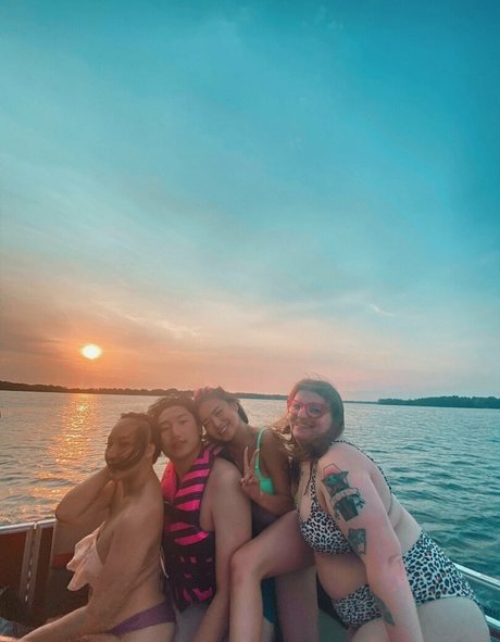 kaliauniverse onlyfans nude content