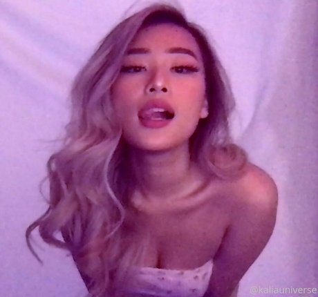 kaliauniverse onlyfans leaked nudes