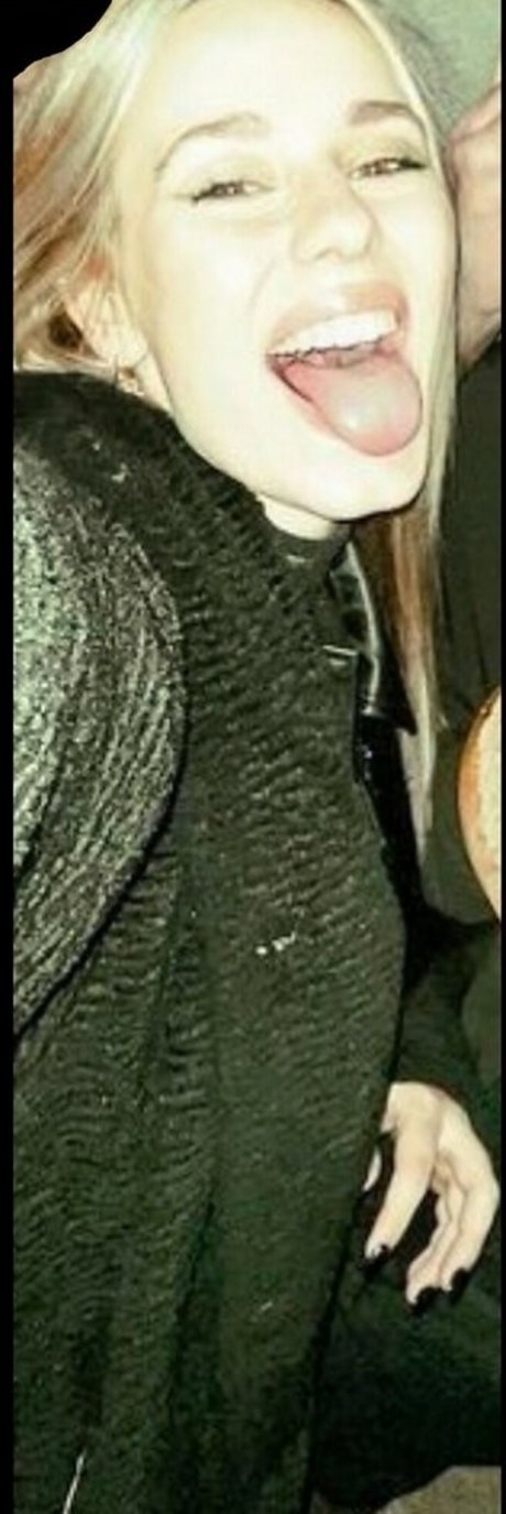 Elena Lagou onlyfans pics