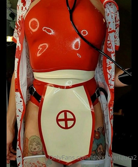 latexloverlaura2 onlyfans sex leak