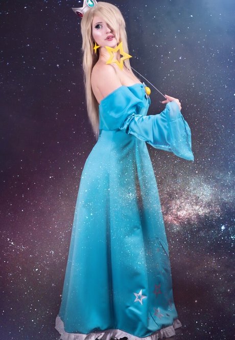 Tina Kinz onlyfans lean