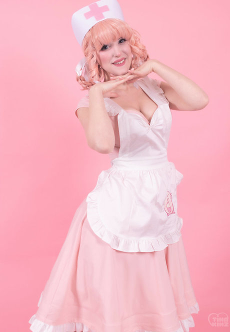 Tina Kinz nude only fans