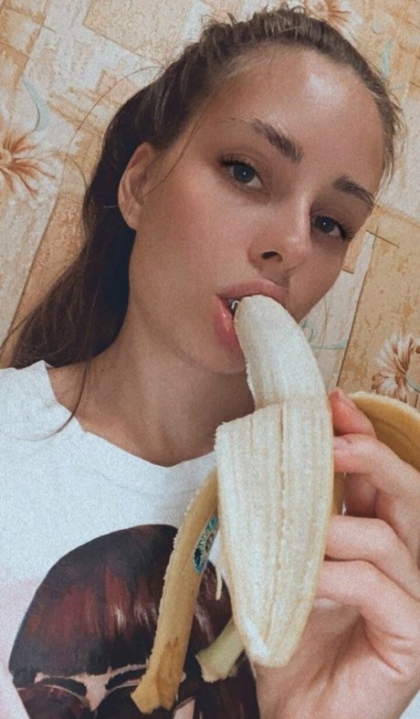 Nina Liin onlyfans photo