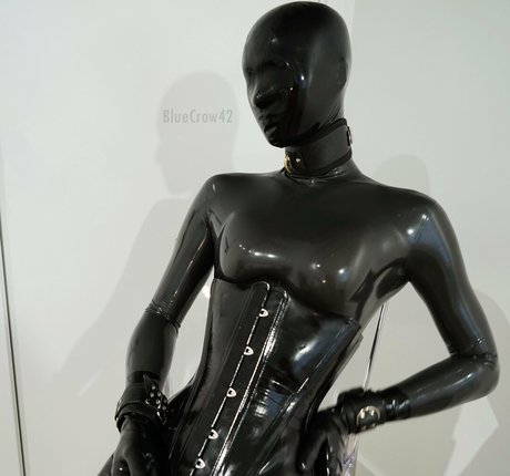 bluecrow42 feet onlyfans