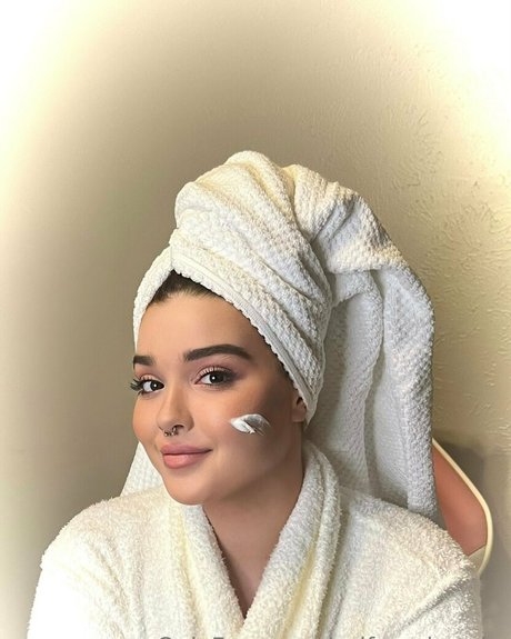 selfcarebrooke onlyfans free