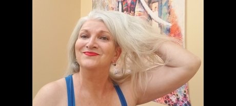 nakedyoganakedyoga onlyfans photo