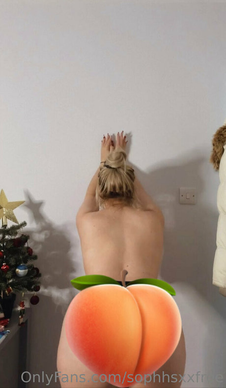 sophhsxxfree onlyfans sexy