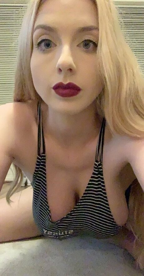 boobsandthings is on onlyfans