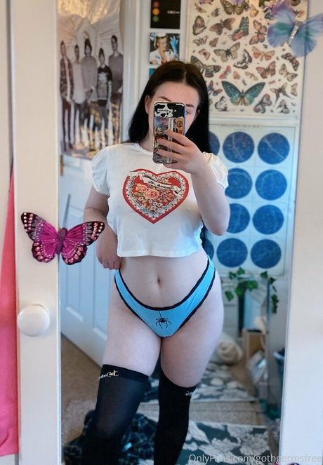 gothgermsfree onlyfans joi