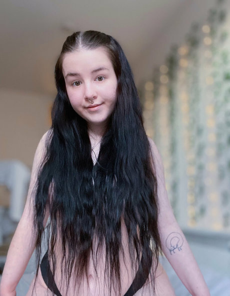 gothgermsfree onlyfans sexy