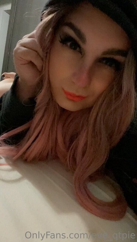 eve qtpie nude onlyfans leaks