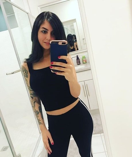 Bnans only fans nude