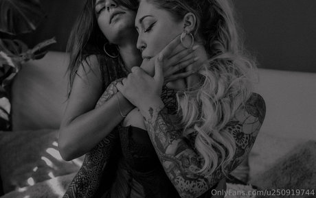 sarahmeeeow onlyfans nudes