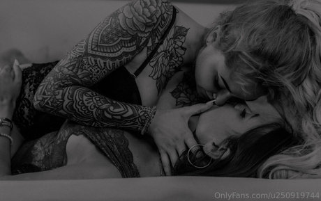 sarahmeeeow desnuda onlyfans