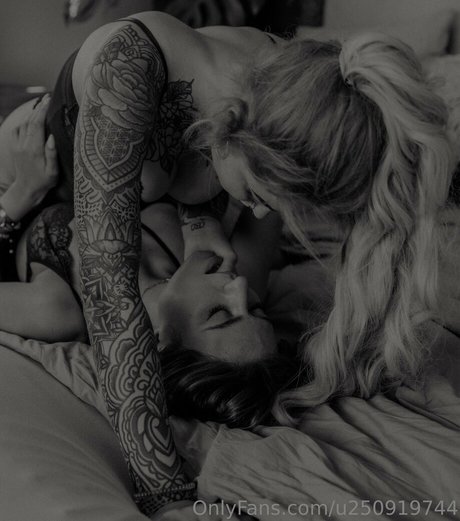 sarahmeeeow onlyfans leaked naked