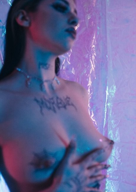 Laura Serafin onlyfans nude leaked