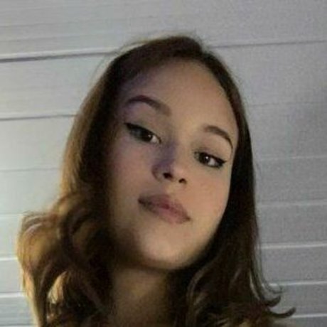 Eduarda Valentina onlyfans leaked pics