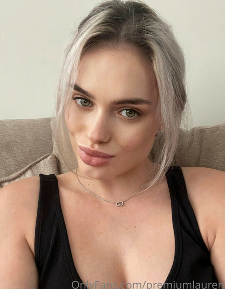 Your Brat onlyfans de