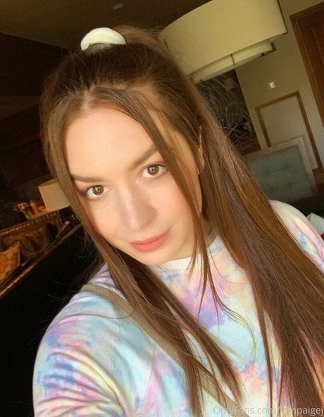 Paige J_ onlyfans star