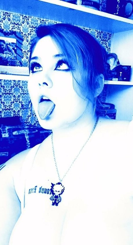 shylohnova ass onlyfans