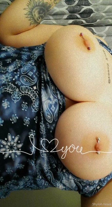 shylohnova onlyfans mega