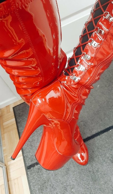 distannce onlyfans archives