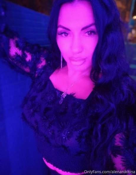 alenanikitina topless onlyfans