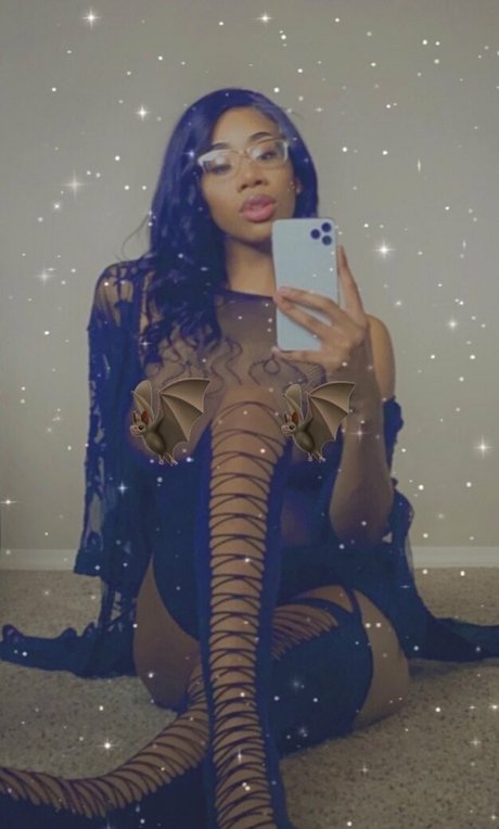 womanflo leaked onlyfans photos