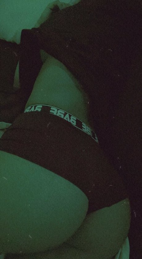 womanflo Profile pic