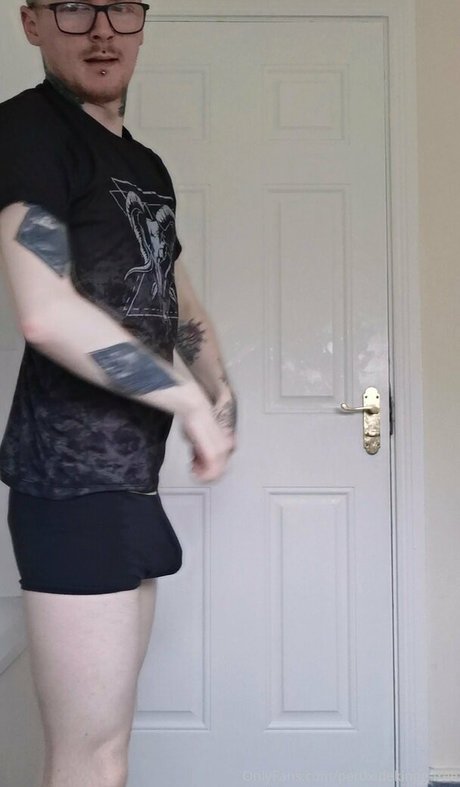 per0xidekingg free is on onlyfans