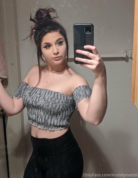 itsdollymattel naked onlyfans