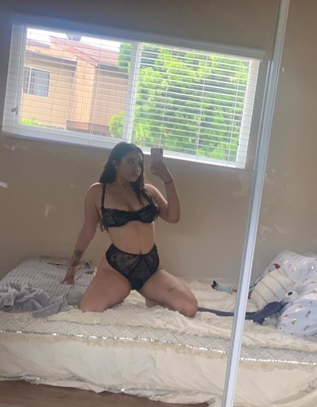 sofiamoonxxx onlyfans leaked tits