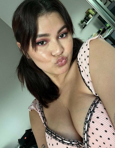 spiralingxlonely leaked onlyfans sextape