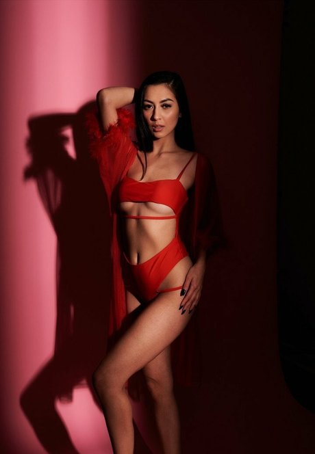 Lil Asian Princess onlyfans topless