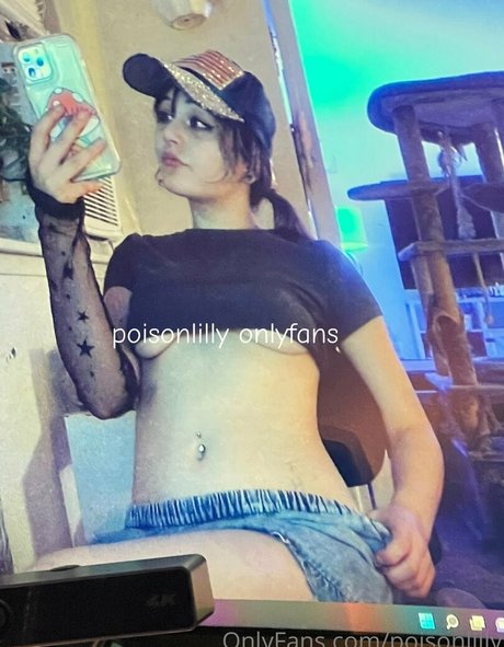 poisonlilly leaked onlyfans xxx