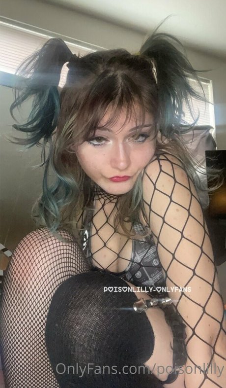poisonlilly new onlyfans leak