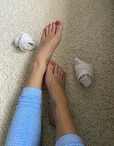 Itsnatysfeet onlyfans leaks nude