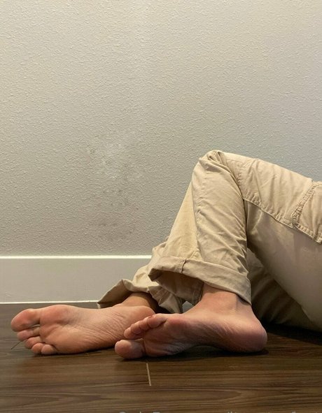 Itsnatysfeet only fans pictures