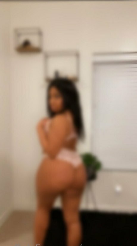 cymonnexo onlyfans nude