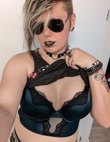Demongirlcock onlyfans naked leaks