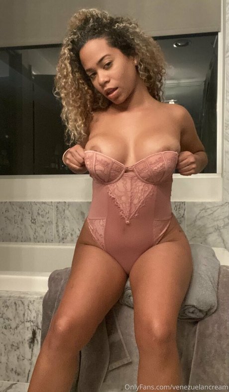 venezuelancream only fans xxx