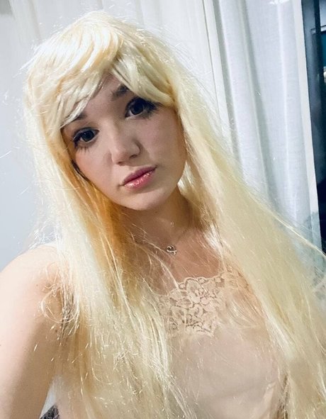 bella sun_ onlyfans pictures