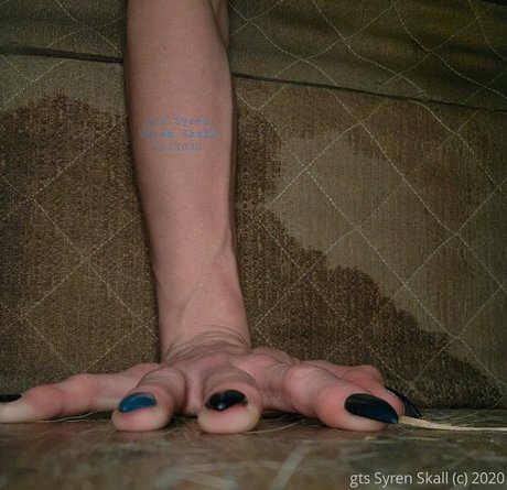 gtssyren onlyfans pics nude