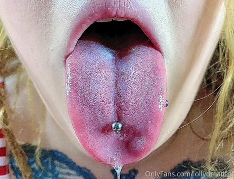 lollydreadfulfree onlyfans photo