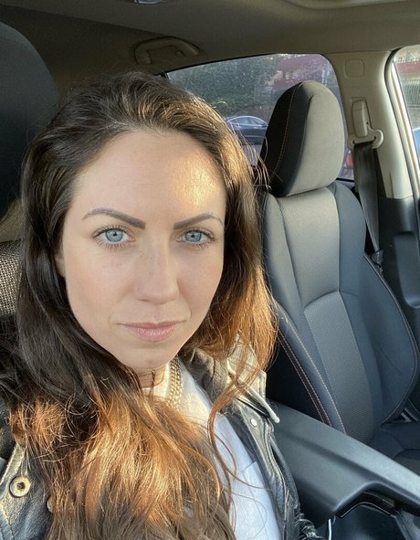 freequinnlivid onlyfans images