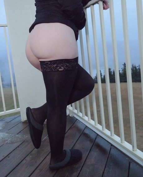 Abi Aikou nude onlyfans leaks