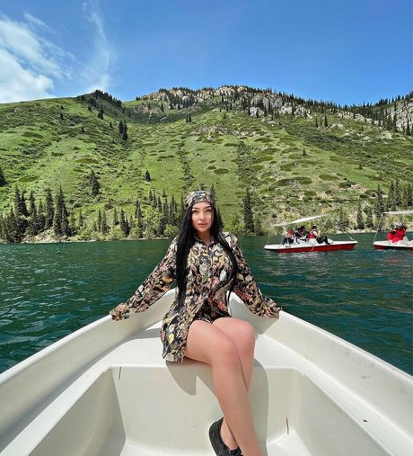 Asa Lochka onlyfans for free