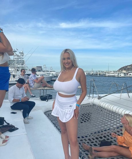 Holly Youpa porn onlyfans leak