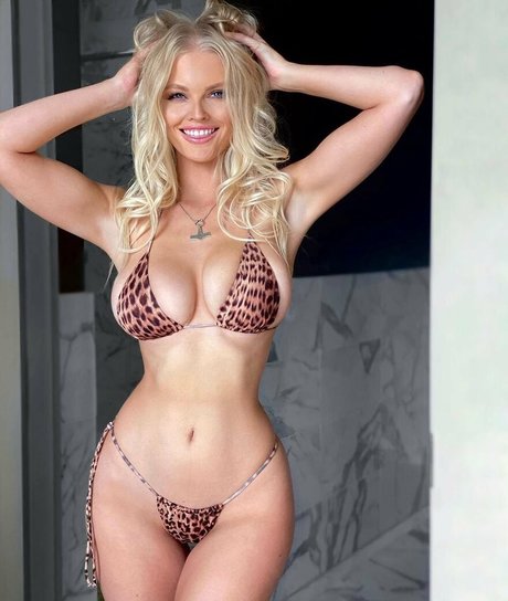 Zienna Sonne porn onlyfans leak